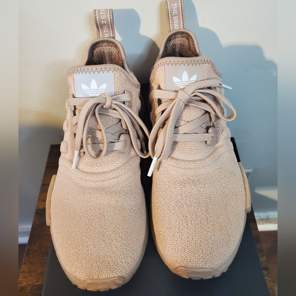Womens Adidas NMD_R1 Shoes Ash Pearl Size 8 - Picture 7 of 16